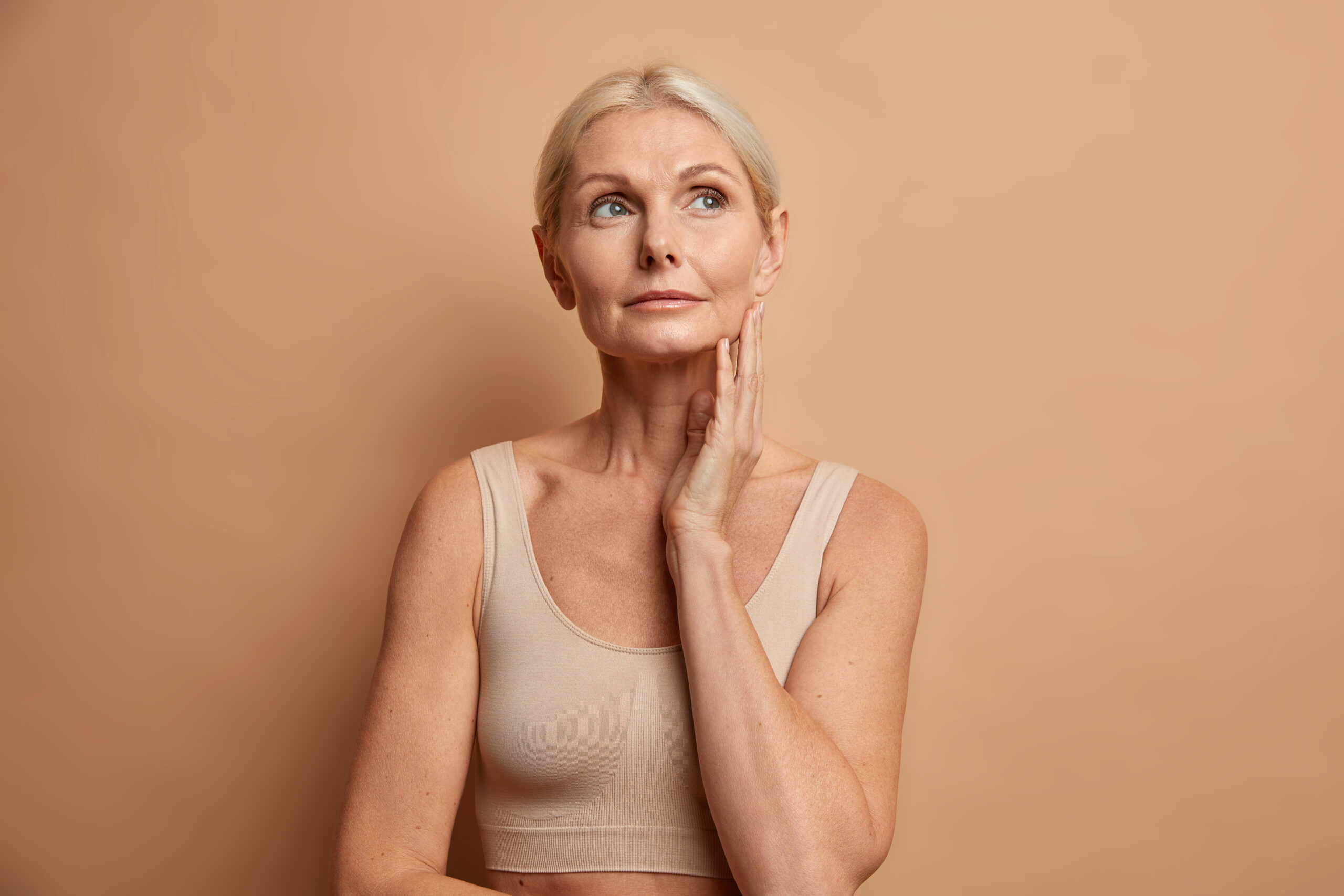 O que muda nas mamas após a menopausa